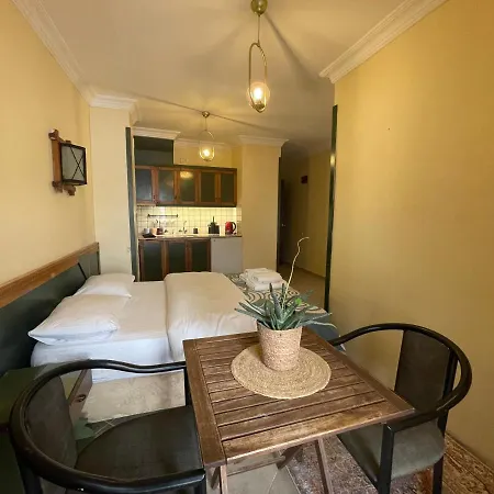 Amphora Aparthotel *